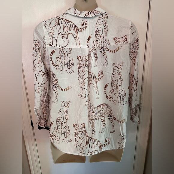 Jane & Delancey White Brown Wild Cat Cheetah Tiger Print Button Down L #1828 - Picture 2 of 11